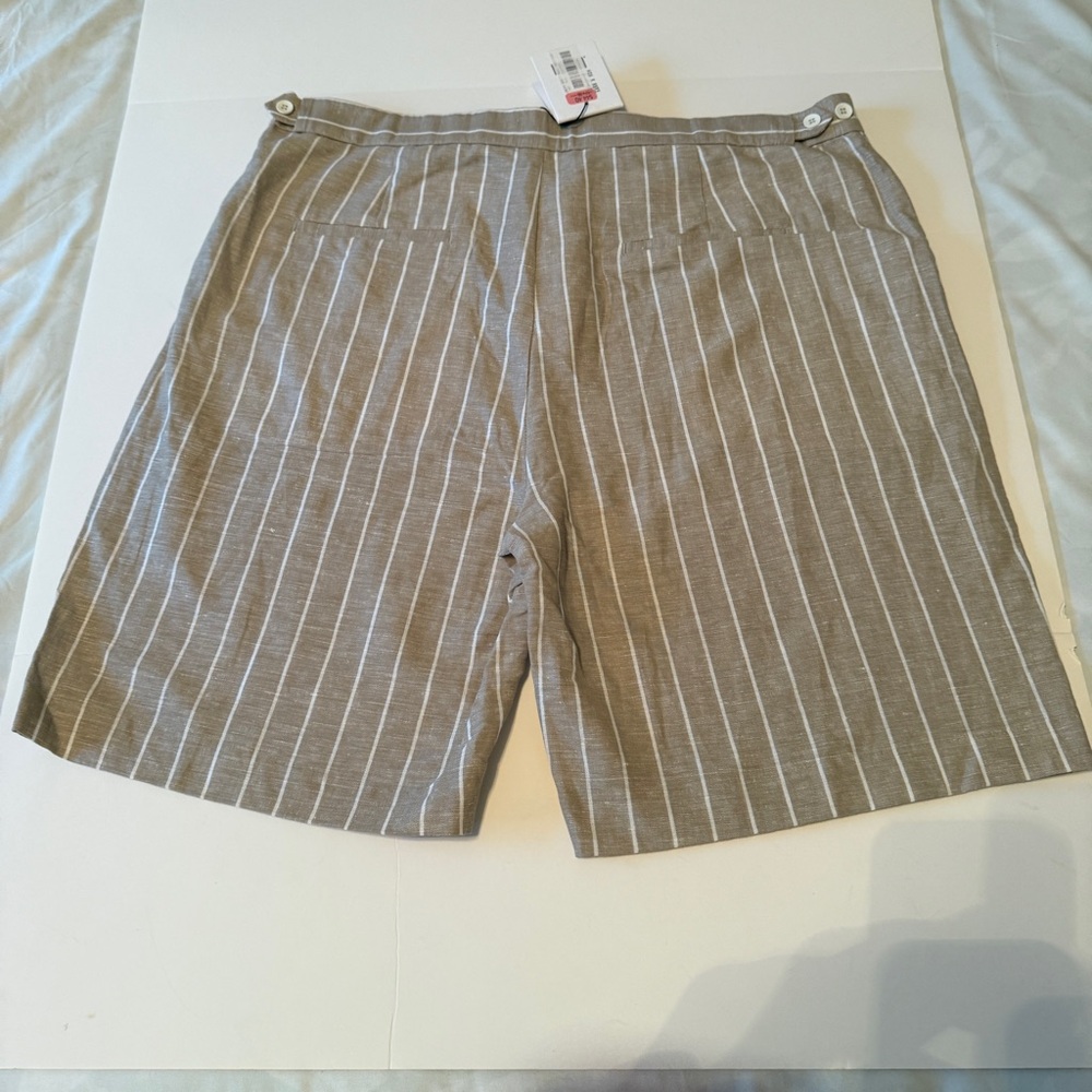 Gibson Latimer Linen Blend Shorts Womens 16 Biege Striped Basic Adjustable Waist - Picture 2 of 8